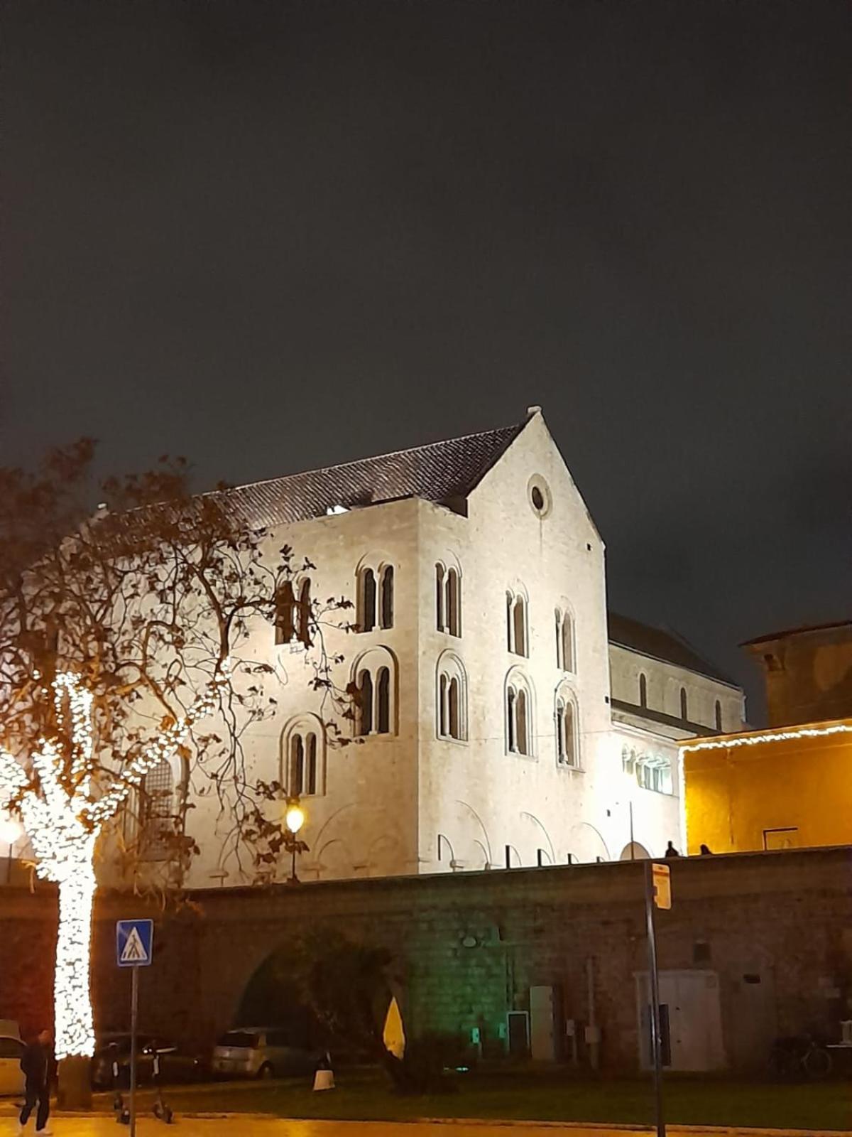 Locazione Turistica Madera Ξενοδοχείο Μπάρι Εξωτερικό φωτογραφία
